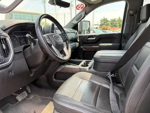 Used 2023 GMC Sierra 2500 Denali w/ Denali Ultimate Package AWD/4WD image 21