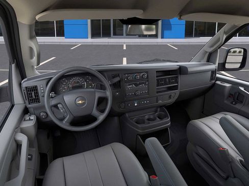 New 2025 Chevrolet Express 3500 w/ Driver Convenience Package image 15
