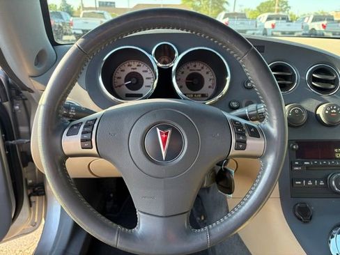 Used 2007 Pontiac Solstice Convertible w/ Premium Package RWD image 13