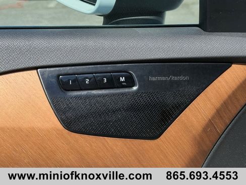 Used 2021 Volvo XC90 T8 Inscription Expression w/ Climate Package AWD/4WD image 13