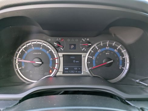 Used 2018 Toyota 4Runner SR5 image 25