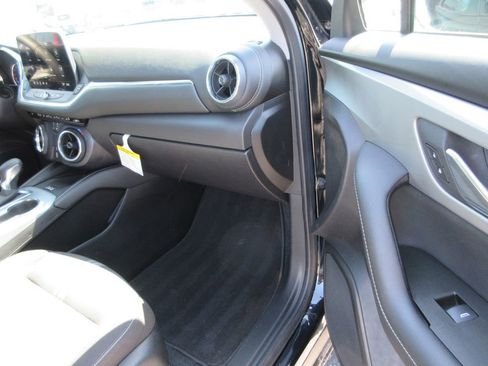 Used 2024 Chevrolet Blazer LT w/ Convenience Package image 18