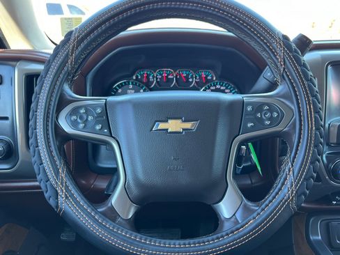 Used 2015 Chevrolet Silverado 1500 High Country w/ High Country Premium Package image 21