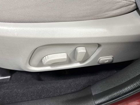 Used 2015 Subaru Forester 2.5i Premium w/ All-Weather Package image 14