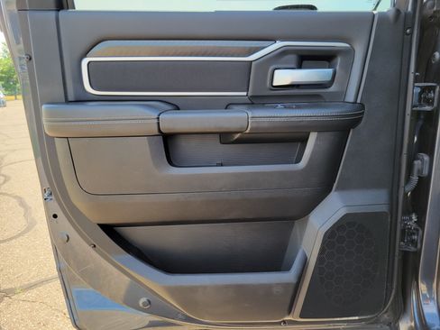 Used 2026 RAM 2500 Big Horn AWD/4WD image 16