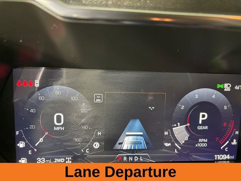 Used 2025 GMC Canyon AT4 image 12