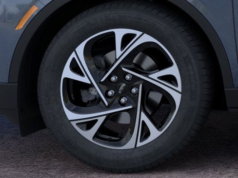 New 2026 Lincoln Nautilus Premier AWD/4WD image 19