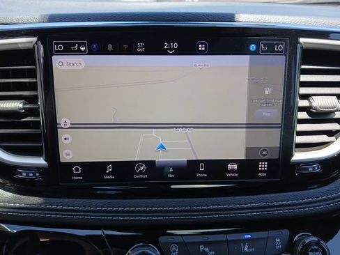 New 2027 Chrysler Pacifica Limited FWD image 39