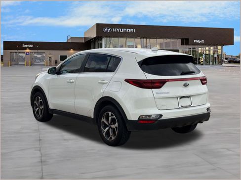 Used 2020 Kia Sportage LX FWD image 3