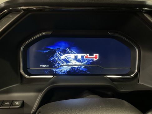 Used 2024 GMC Sierra 2500 AT4 w/ AT4 Premium Plus Package image 15