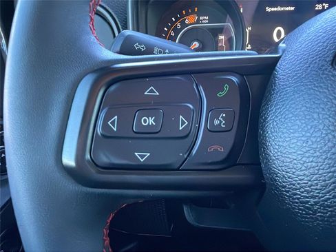 Used 2024 Jeep Wrangler Unlimited Rubicon w/ Technology Group image 21