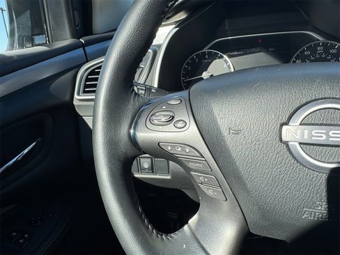 Used 2023 Nissan Murano SV image 23