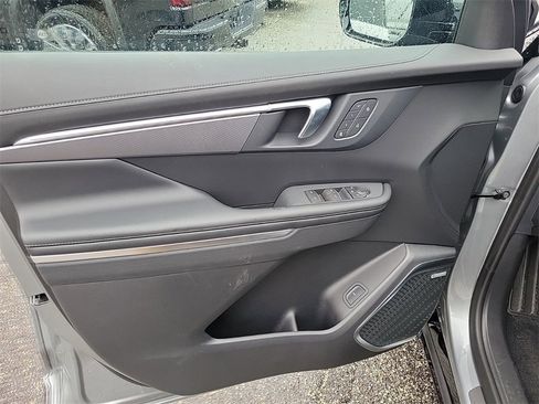 New 2025 Buick Enclave Sport Touring w/ Power Package image 8