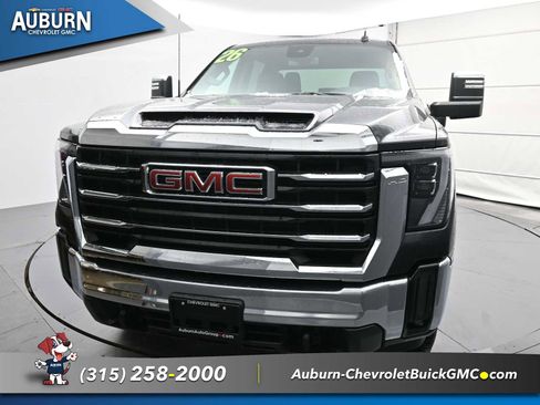 New 2026 GMC Sierra 2500 SLT image 2