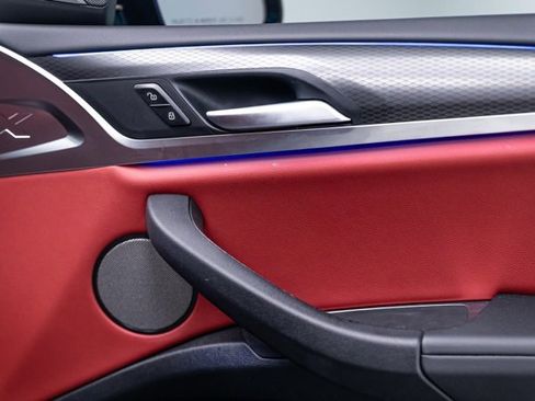 Used 2024 BMW X4 xDrive30i w/ Premium Package image 31