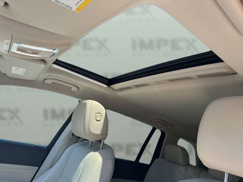 Used 2020 Mercedes-Benz GLS 450 4MATIC image 11