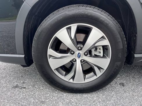 Used 2022 Subaru Ascent Premium w/ Convenience Package AWD/4WD image 25