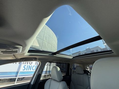 Used 2019 Subaru Ascent Limited w/ Popular Package #2A image 5