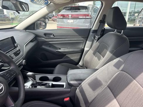 Used 2024 Nissan Altima 2.5 S image 15