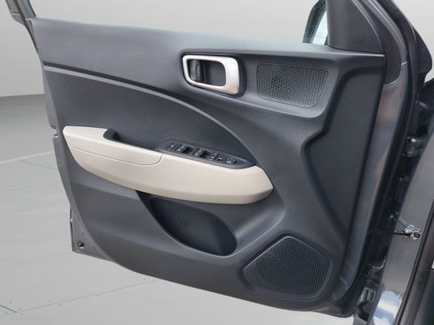 New 2026 Hyundai Venue SEL FWD image 22