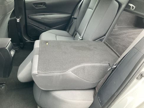 Used 2024 Toyota Corolla LE FWD image 39