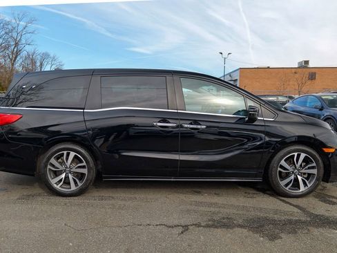 Used 2023 Honda Odyssey Touring image 9