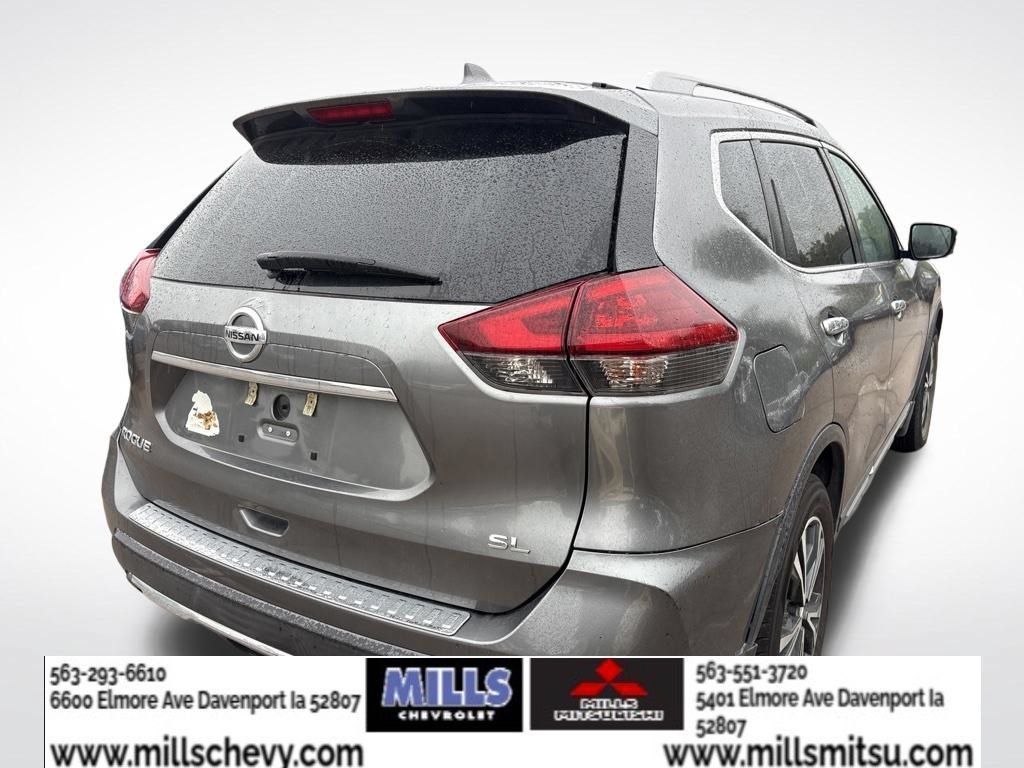 Used 2018 Nissan Rogue SL w/ Premium Package FWD image 4