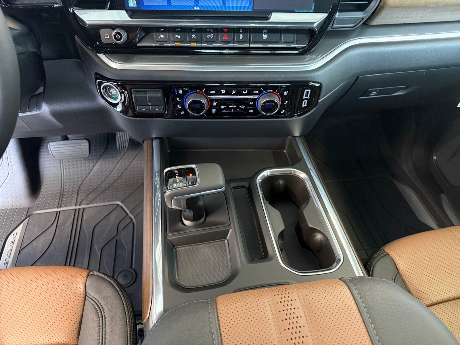 New 2026 Chevrolet Silverado 1500 High Country w/ Technology Package AWD/4WD image 21