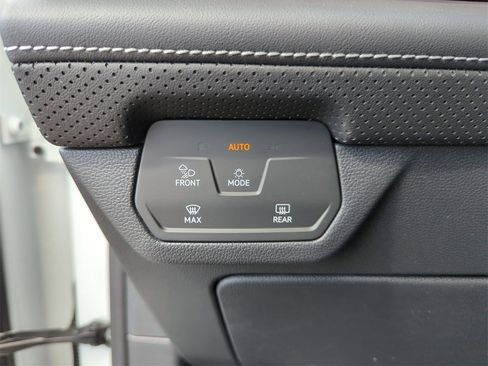 New 2026 Volkswagen Atlas SEL image 37