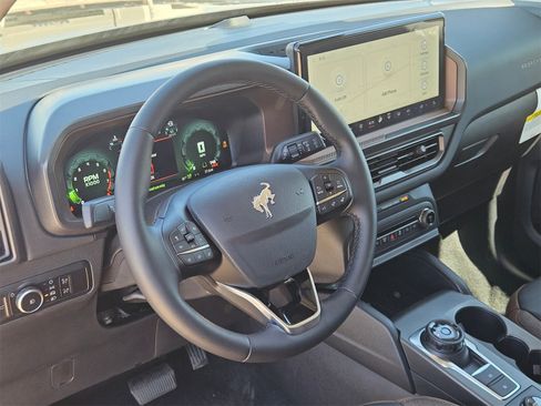 New 2025 Ford Bronco Sport Outer Banks image 12