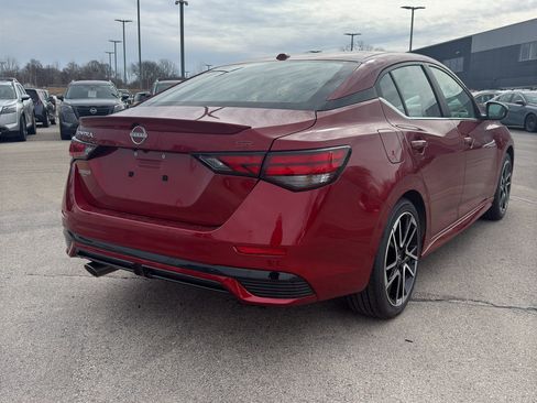 Used 2025 Nissan Sentra SR image 5