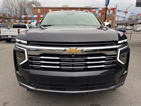 New 2026 Chevrolet Suburban Premier image 4