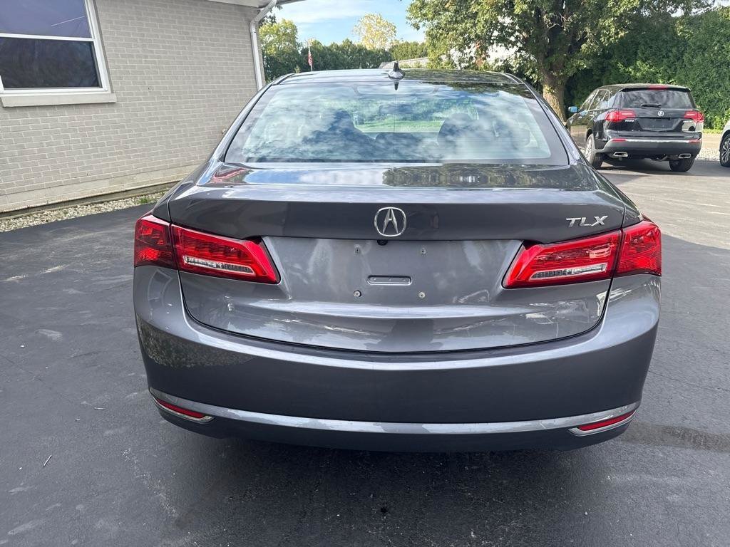 Used 2017 Acura TLX FWD image 7