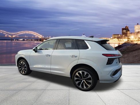 New 2026 Audi Q3 quattro 2.0T image 3