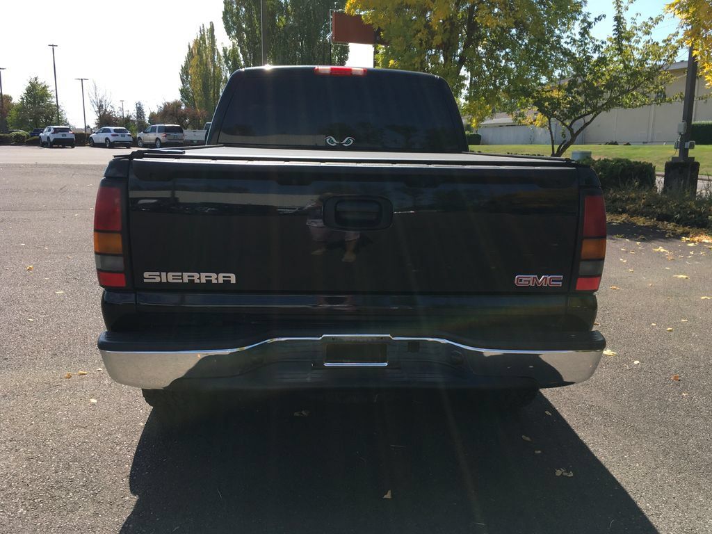 Used 2006 GMC Sierra 1500 SLT w/ Vortecmax Performance Pack AWD/4WD image 5