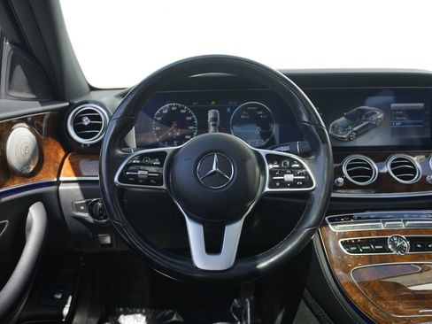 Used 2020 Mercedes-Benz E 350 4MATIC Sedan image 45