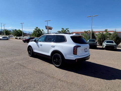 Used 2024 Kia Telluride SX X-Pro AWD/4WD image 3