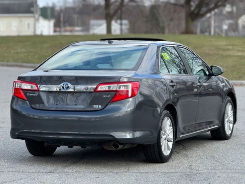Used 2012 Toyota Camry XLE w/ Leather Pkg FWD image 7