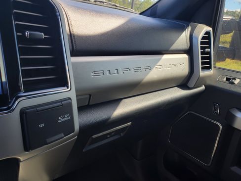 Used 2022 Ford F250 Lariat w/ Lariat Ultimate Package image 39