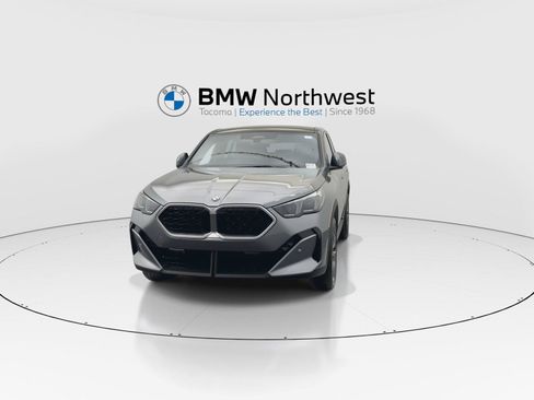 New 2026 BMW X2 xDrive28i w/ Technology Package AWD/4WD image 8