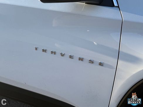 Certified 2023 Chevrolet Traverse LT image 7