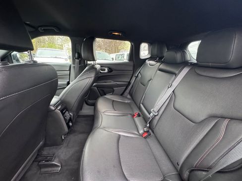 Used 2025 Jeep Compass Trailhawk AWD/4WD image 13