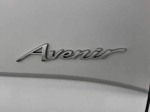 Certified 2023 Buick Enclave Avenir w/ Trailering Package, 5000 lbs. AWD/4WD image 8