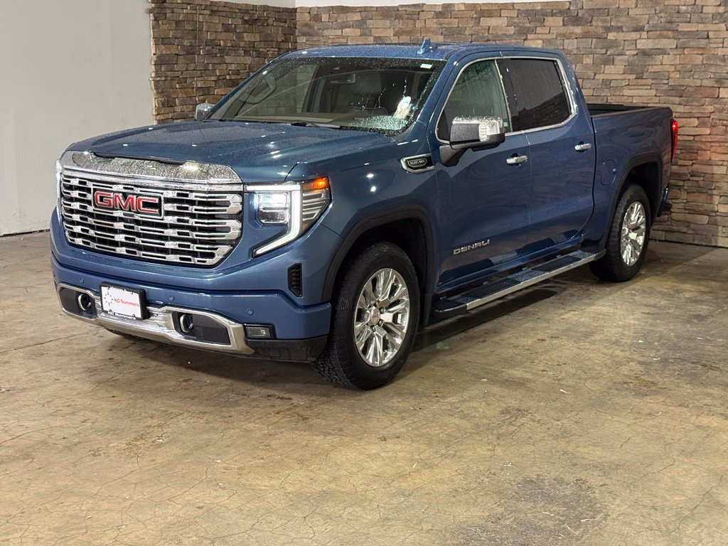 Used 2025 GMC Sierra 1500 Denali AWD/4WD image 5