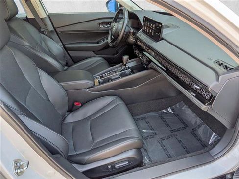 Used 2024 Honda Accord EX-L image 21
