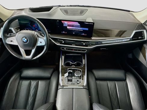 Used 2023 BMW X7 xDrive40i AWD/4WD image 7