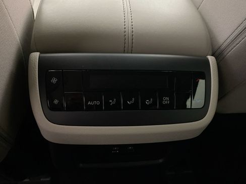Used 2023 Nissan Pathfinder SV AWD/4WD image 26