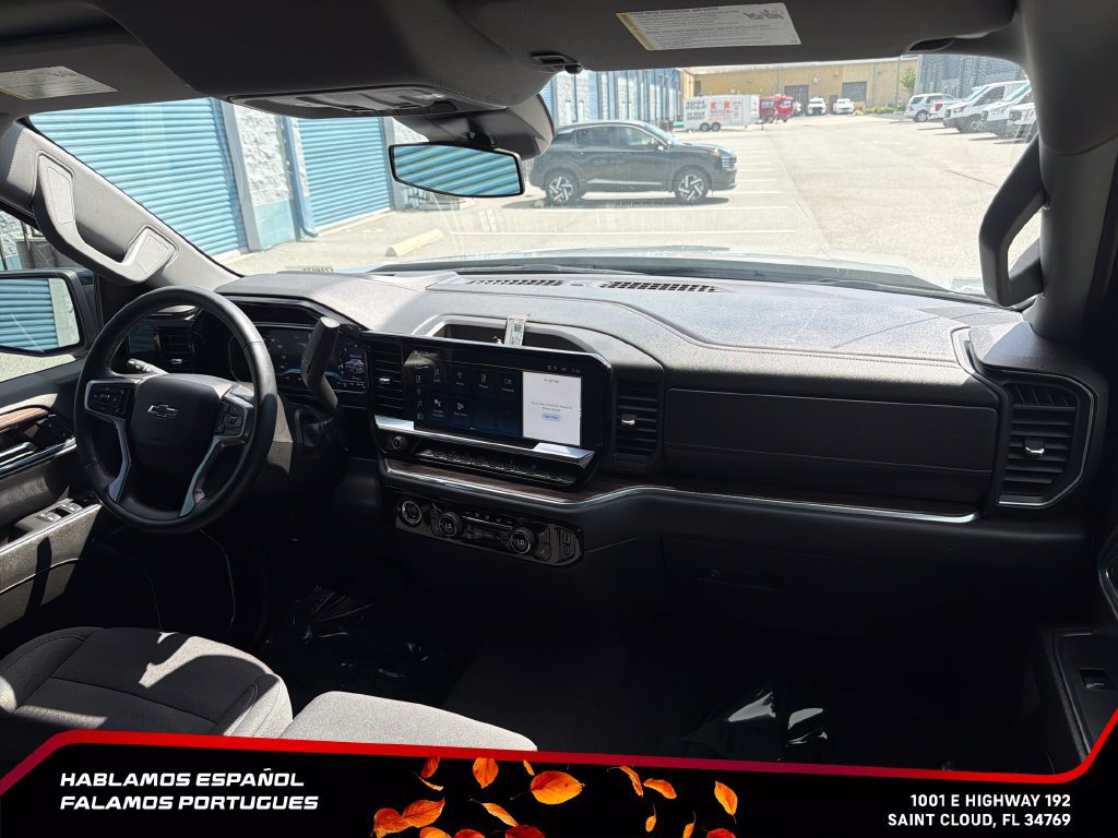 Used 2024 Chevrolet Silverado 1500 RST AWD/4WD image 30