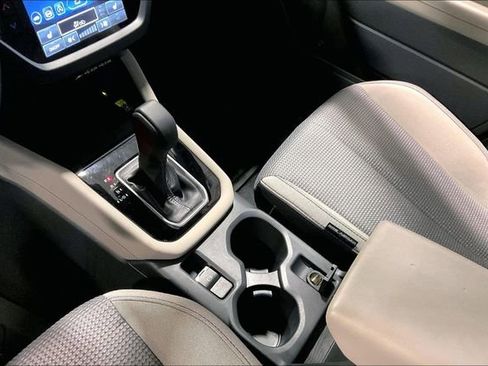 Used 2025 Subaru Forester Premium image 17