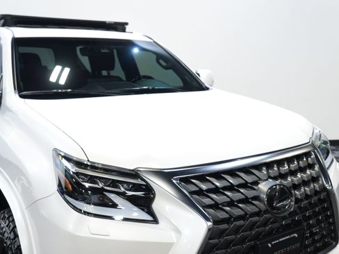 Used 2023 Lexus GX 460 Premium w/ Premium Package AWD/4WD image 12